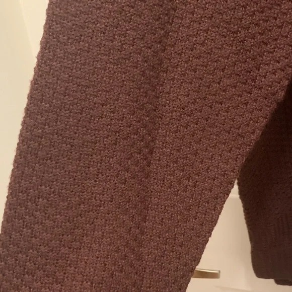 Brown/red Over sized Sweater - Picture 3 of 6